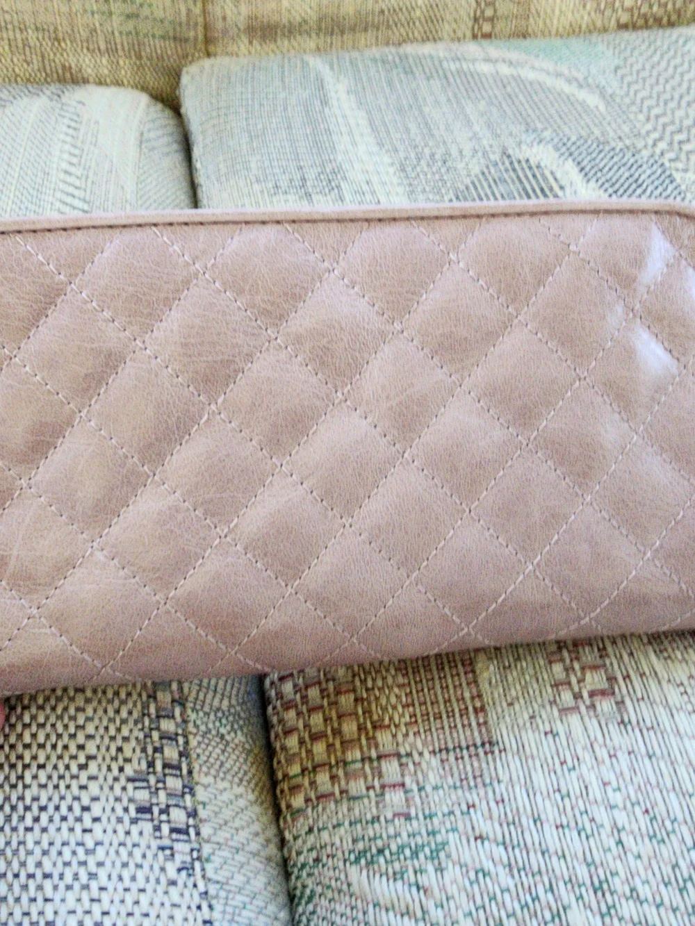 HOBO Quilted Wallet LILAC